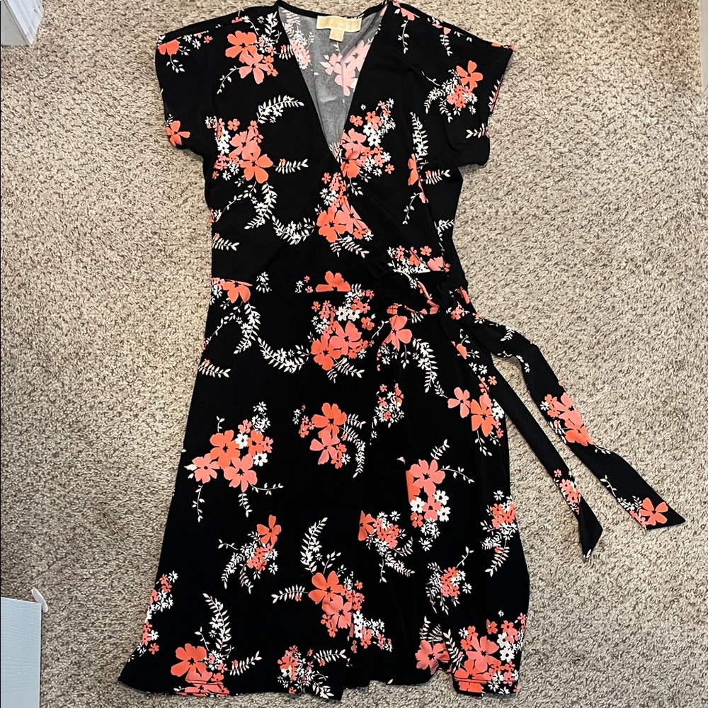💕🎉HOST PICK🎉💕 Black and Pink Floral Faux Wrap Midi Dress